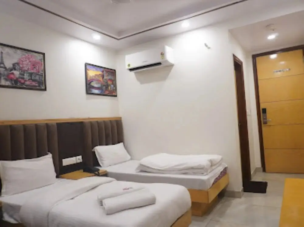 Нью-Дели: Hotel Aman Imperial