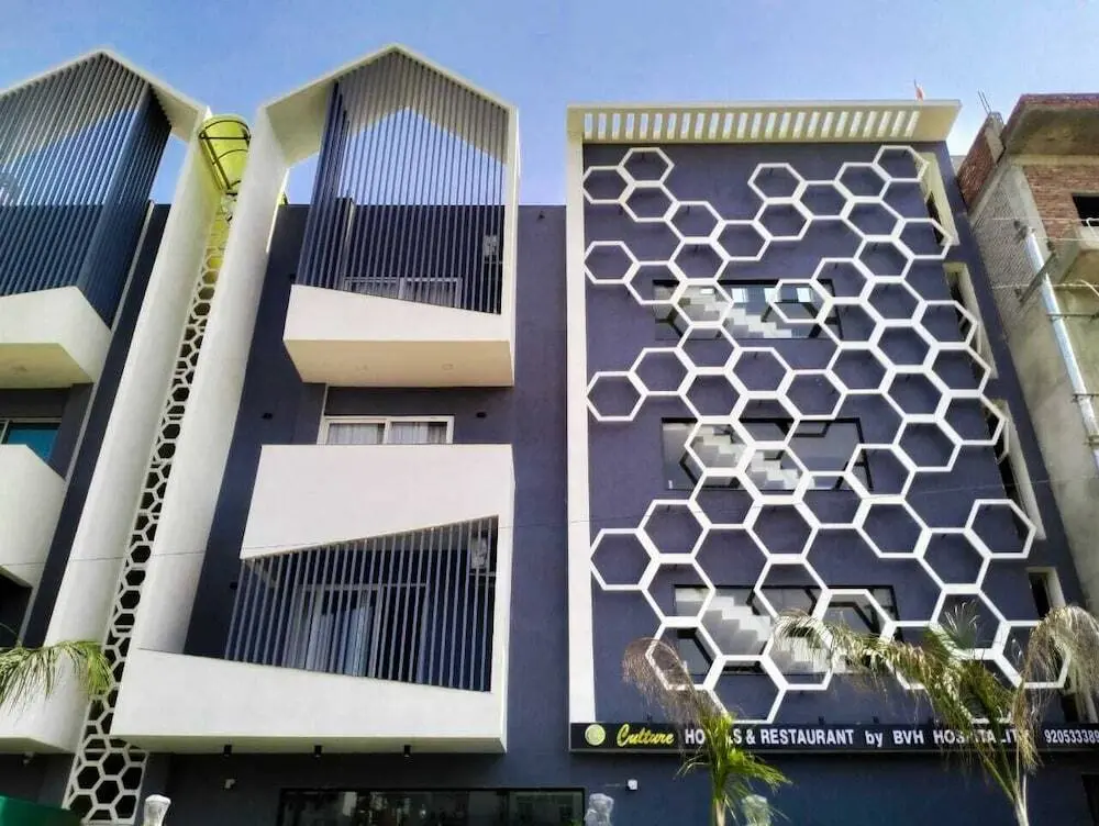 Большая Нойда: Culture by BVH Hospitality Greater Noida
