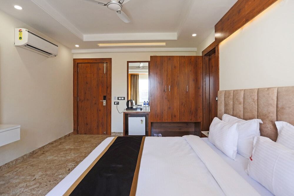 Гуруграм: Hotel golf inn golf course road