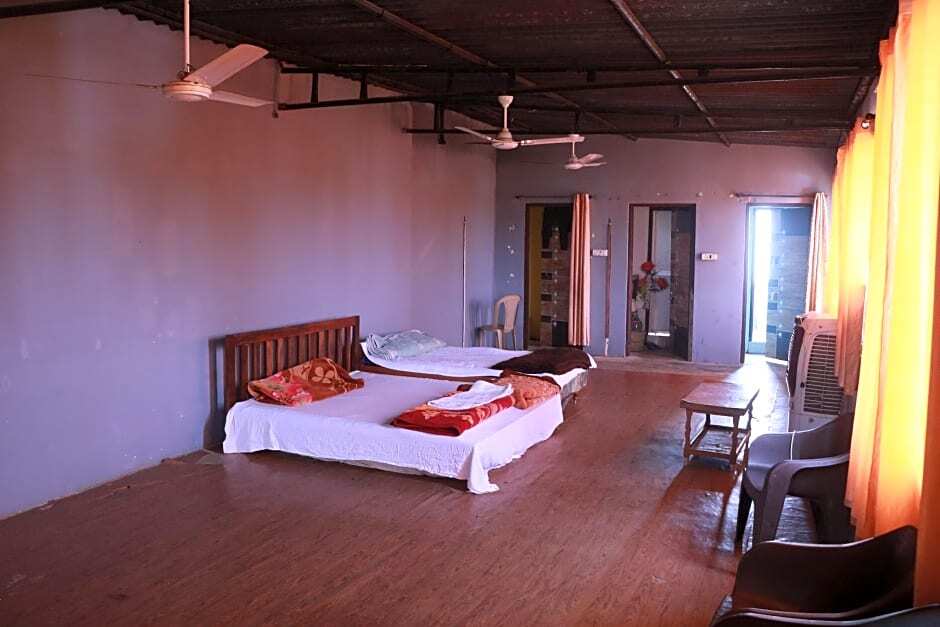 Баихар: Istaqbal Hotel Mukki