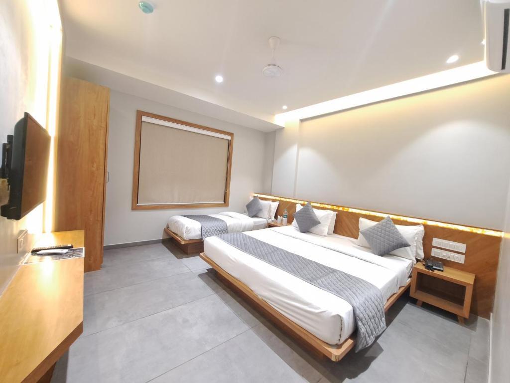 Сомнатх: Hotel Om