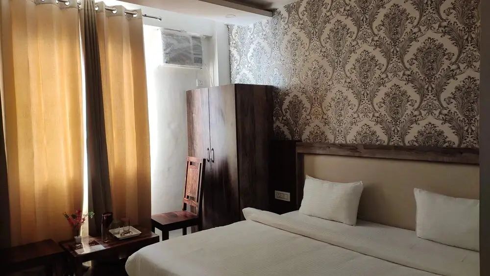Зиракпур: Nri Group Of Hotels And Resorts