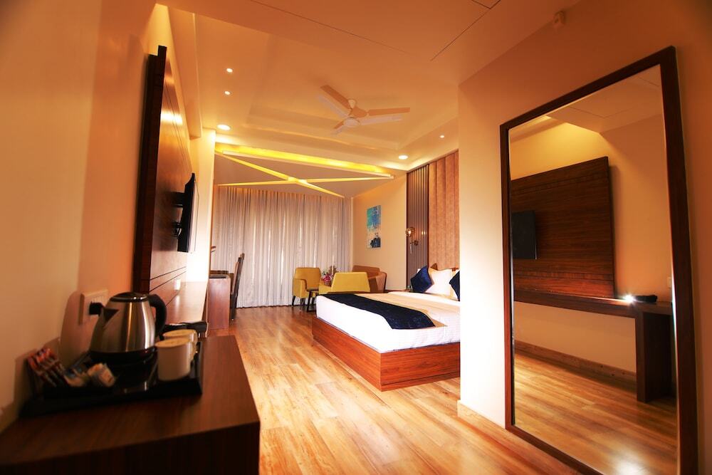 Харидвар: The Forest Hill Hotel