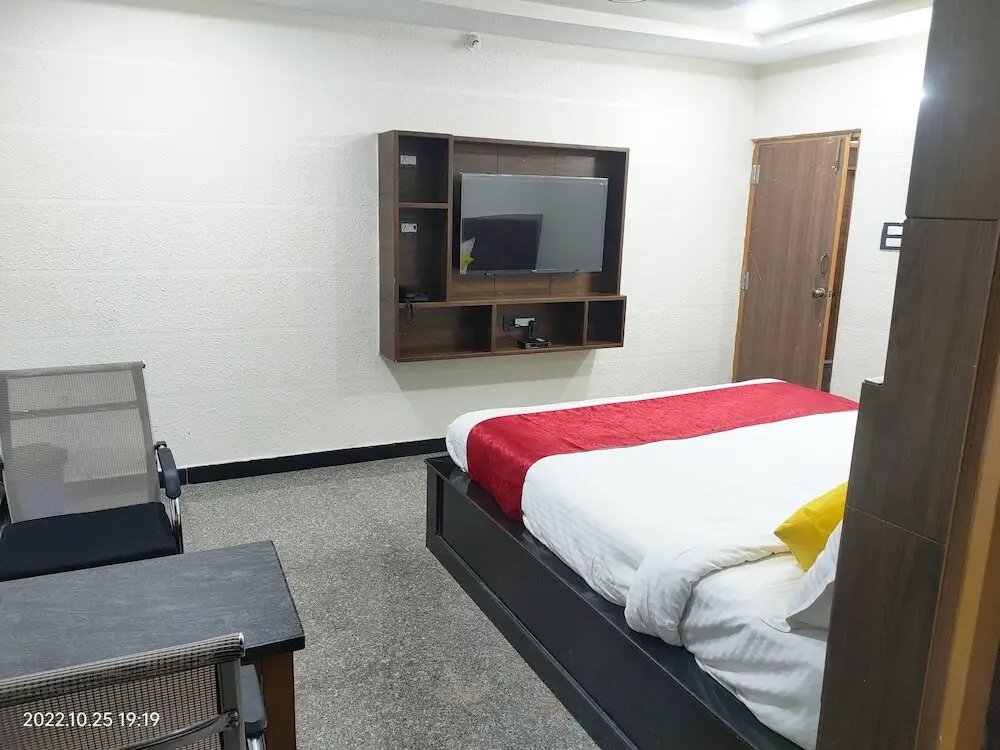 Хидерабад: Hotel New Maruthi Inn