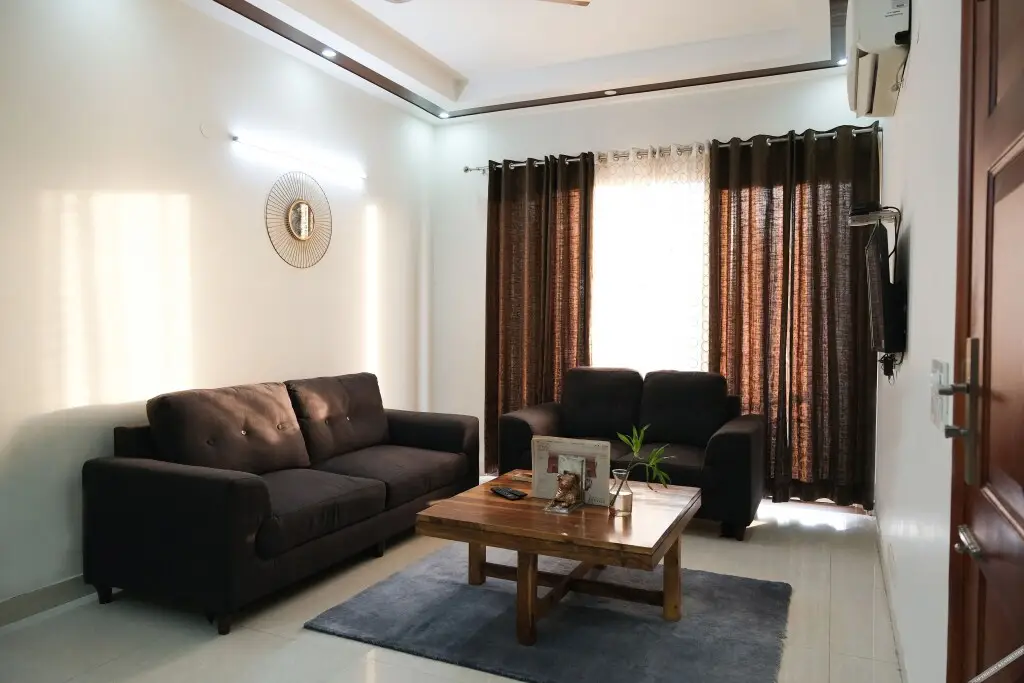 Гуруграм: Lime Tree Luxury 3Bhk Serviced Apartment