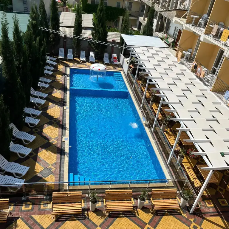 Судак: Raatlan Guest House