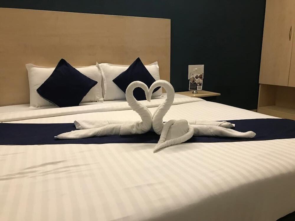 Хидерабад: Hotel Trance Babylon Executive Stays
