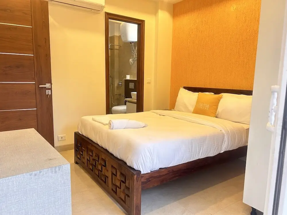 Гуруграм: Lime Tree 1BHK Service Apartment