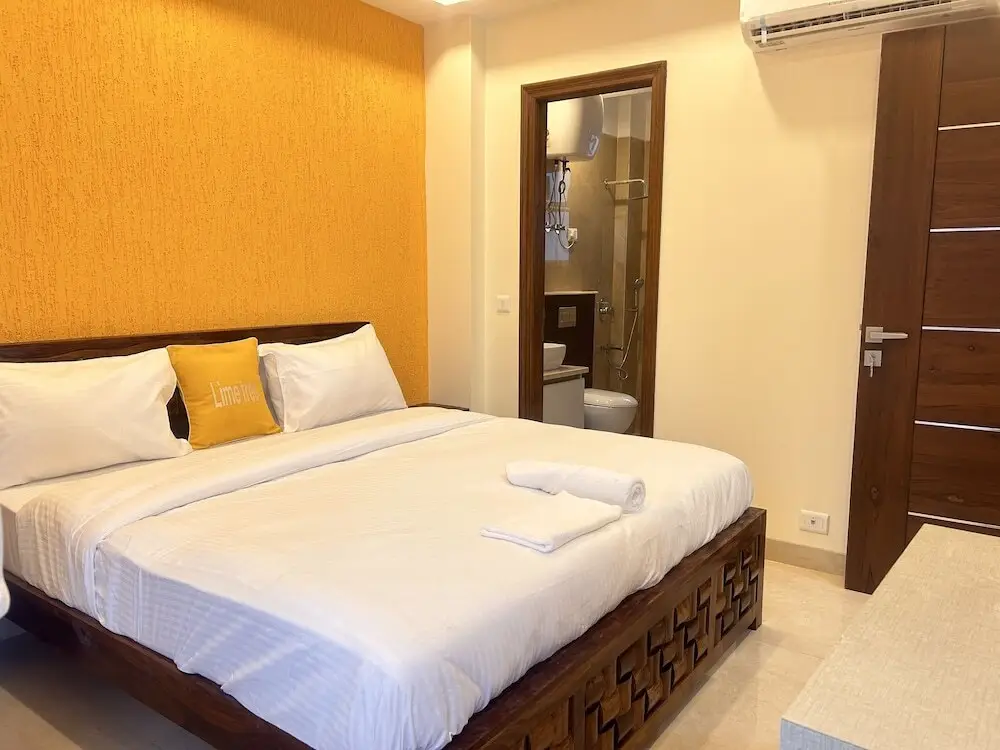 Гуруграм: Lime Tree 1BHK Service Apartment