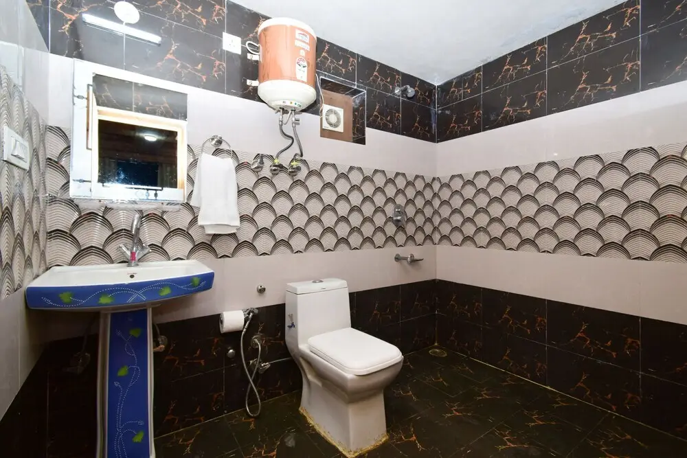 Куфри: Cheog Chamber by Dumnu Homes