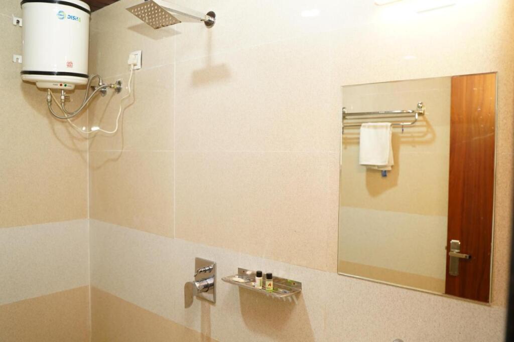 Удаипур: Hotel Ardency Green