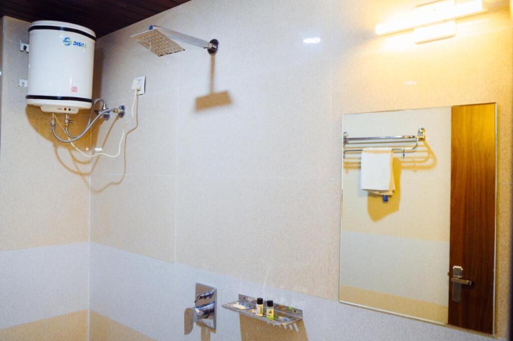Удаипур: Hotel Ardency Green