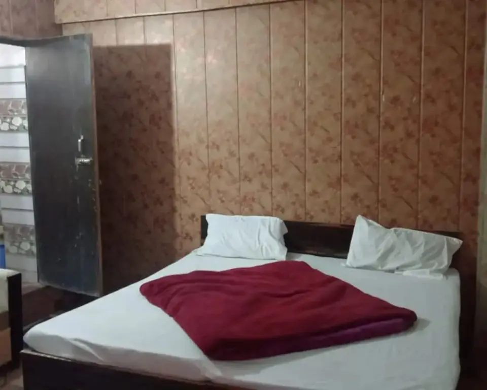 Матхура: Goroomgo Anand Guest House Mathura