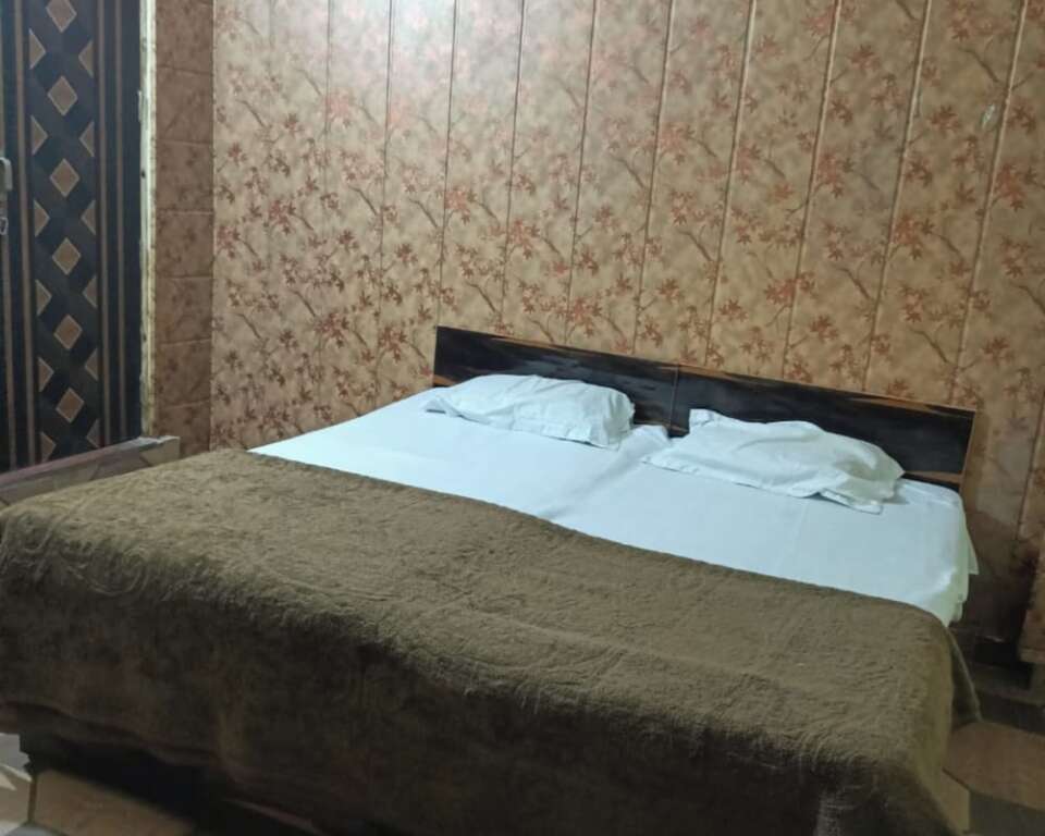 Матхура: Goroomgo Anand Guest House Mathura