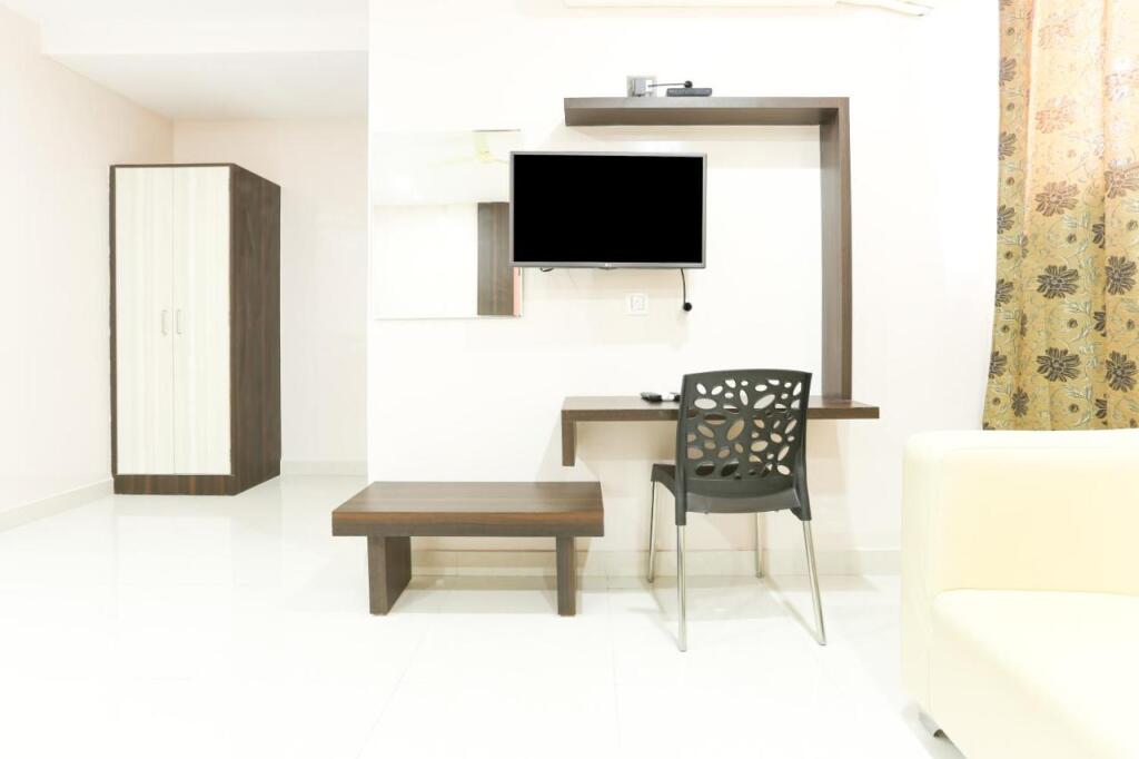 Бангалор: Hotel Habitat Comforts