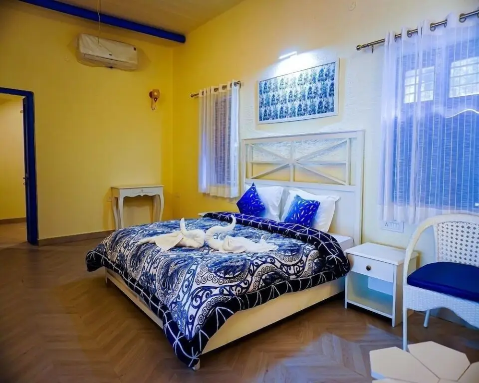 Варанаси: Mykonos Villa