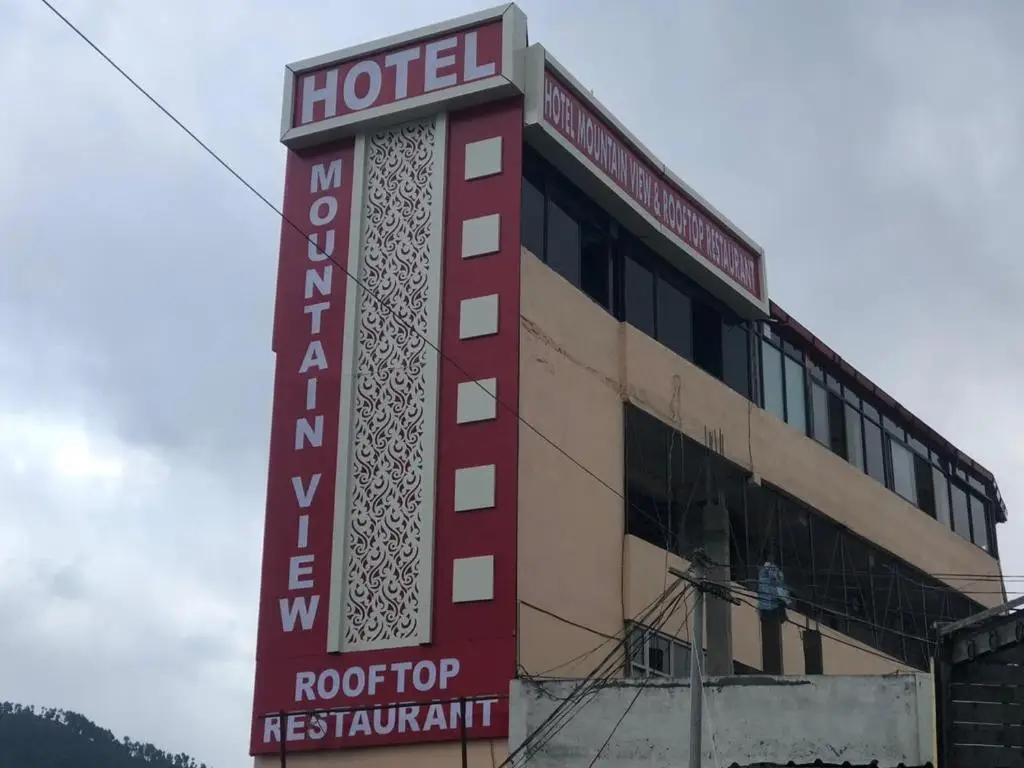 Hotel Mountain View And Rooftop Restaurant — фото 1