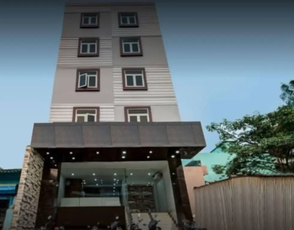 Fabhotel Grand Sheela — фото 1