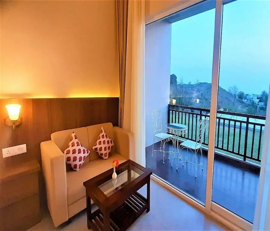 Садри: Kumbhal Exotica Resort Kumbhalgarh