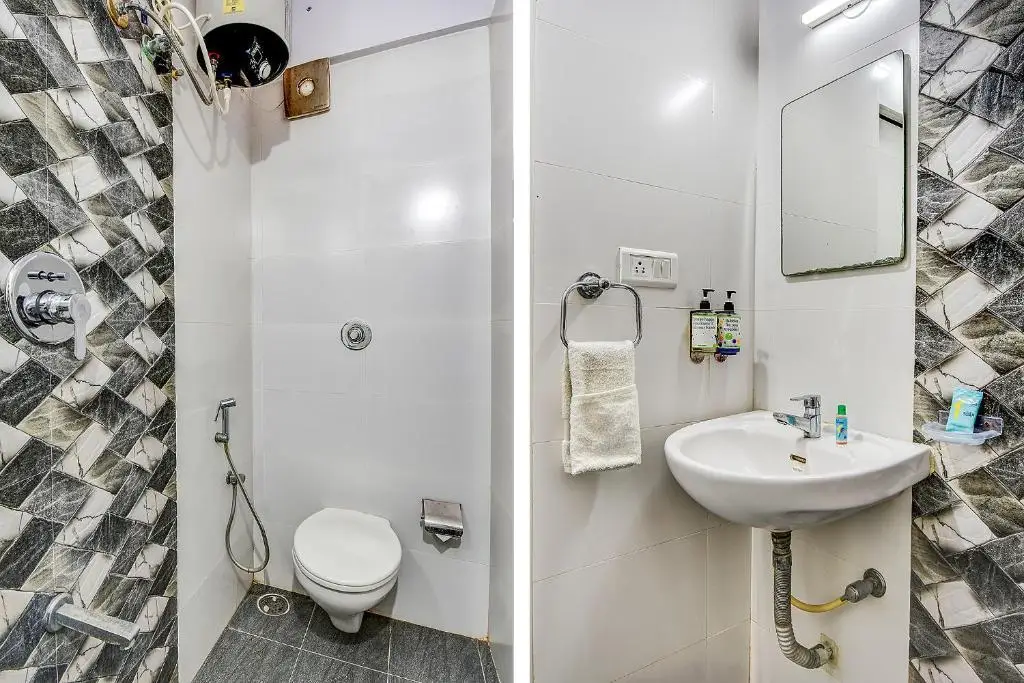 Бангалор: Fabhotel Rotano Suites