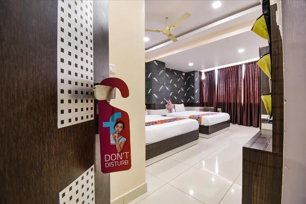 Бангалор: Fabhotel Rotano Suites