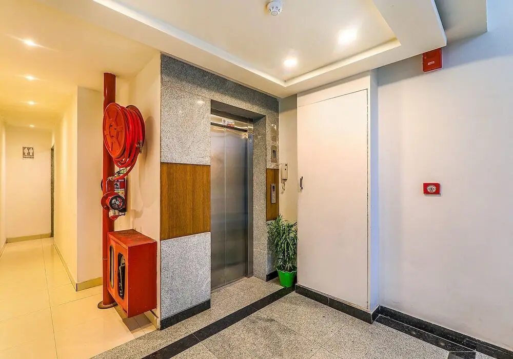 Лакхнау: Fabhotel Surya Grand