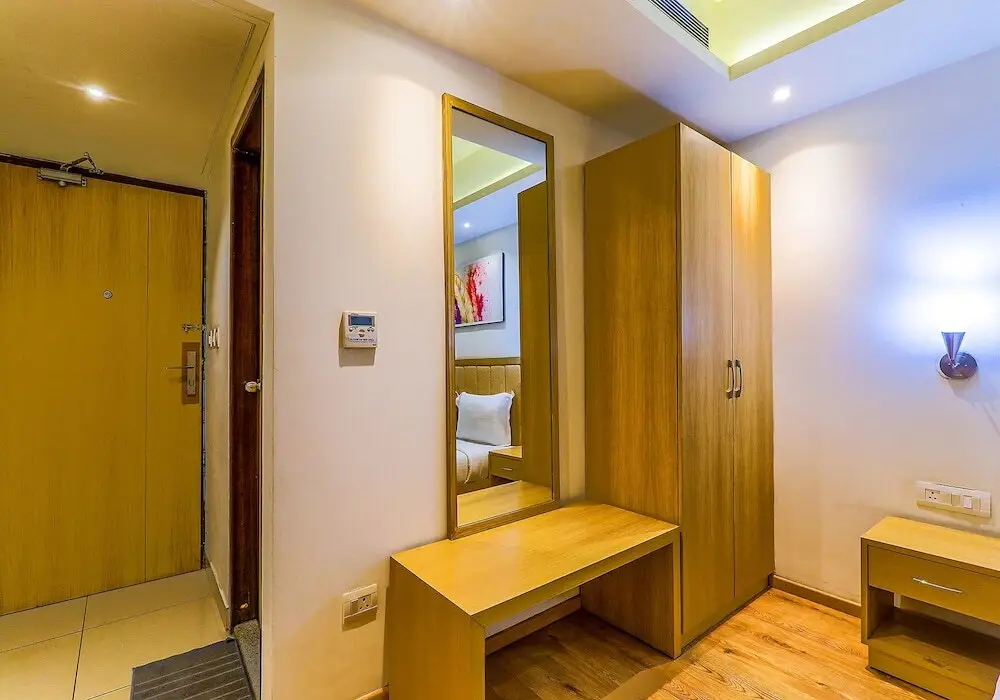 Лакхнау: Fabhotel Surya Grand