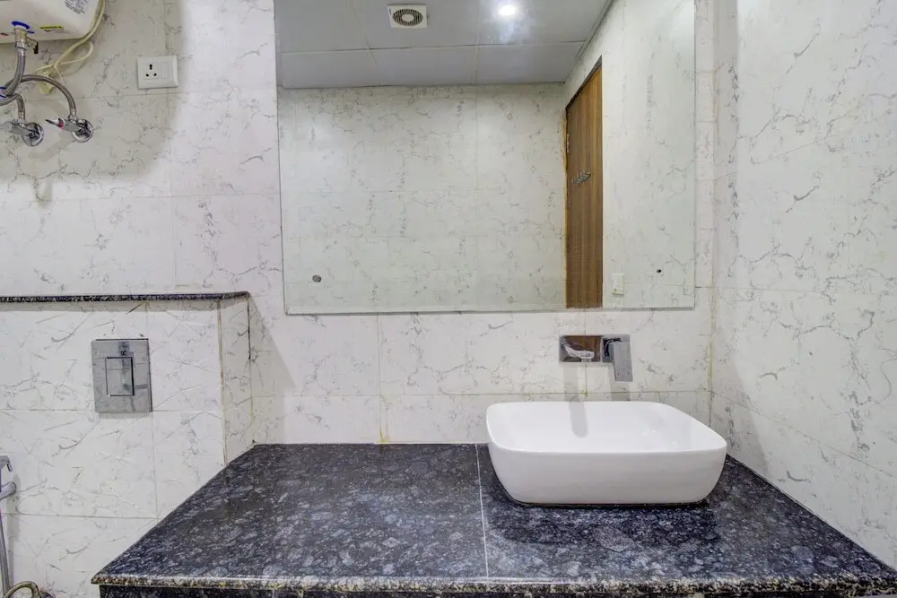 Нью-Дели: FabHotel Gross inn Suites