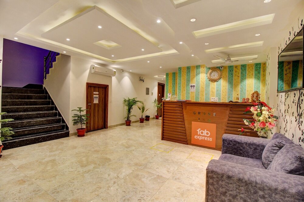 FabHotel Gross inn Suites — фото 1