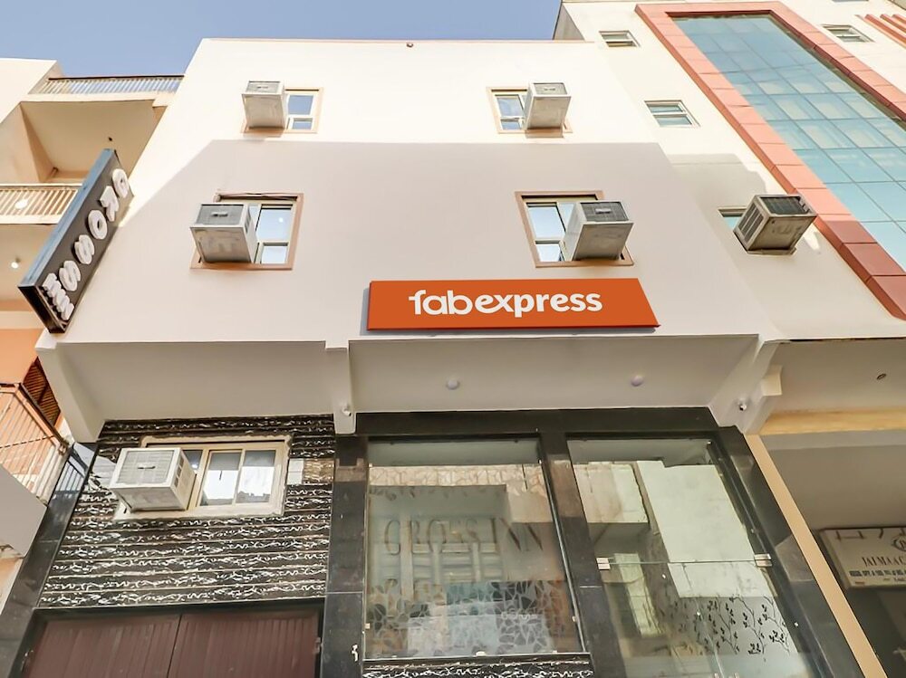 Нью-Дели: FabHotel Gross inn Suites