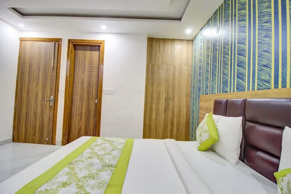 Нью-Дели: FabHotel Gross inn Suites