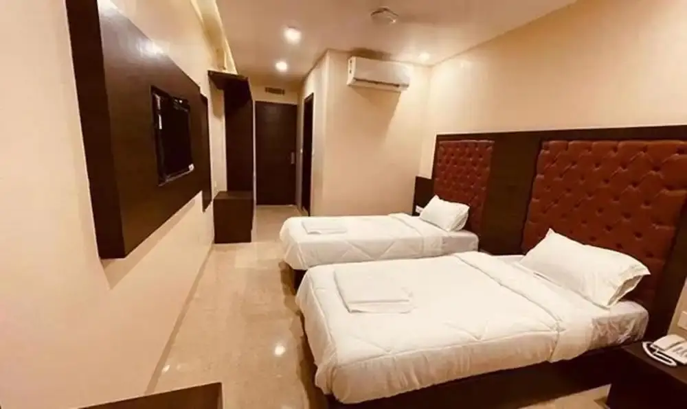Мумбаи: FabHotel Vertigo Suite