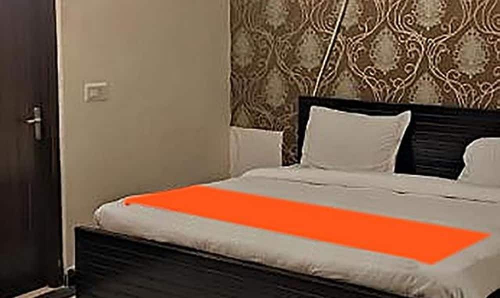 Нью-Дели: Fabhotel Plus Royal Galaxy I