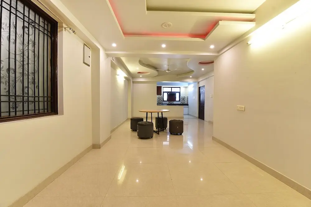 Fabhotel Rushank Palace — фото 1