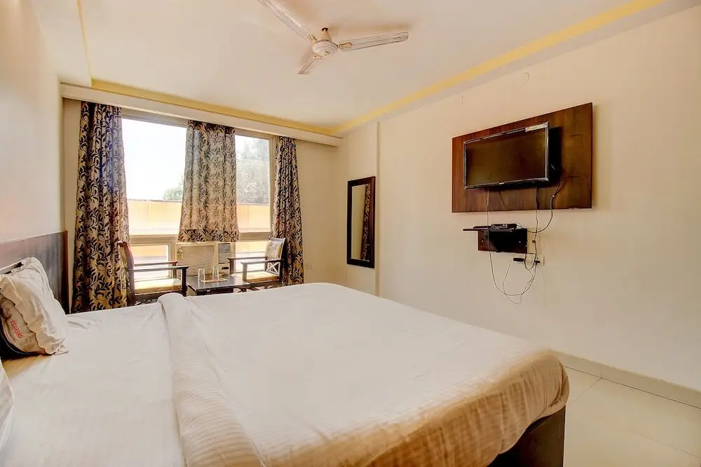 Лакхнау: Fabhotel Ps Grand