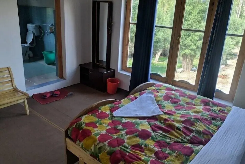 Хундер: Wachan Guest House Hunder