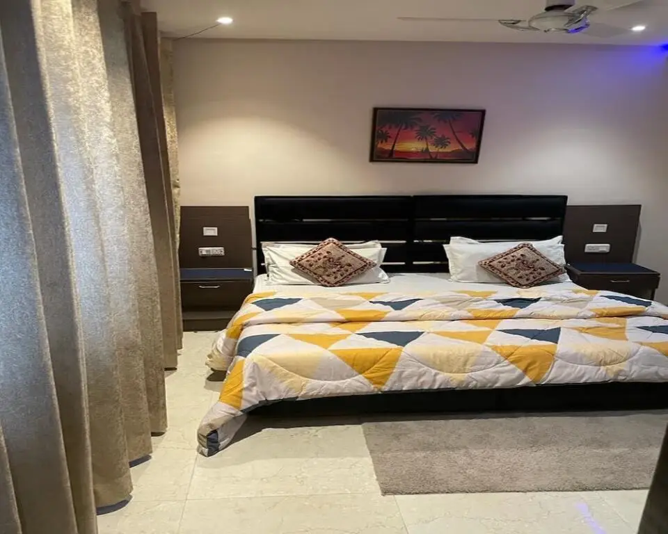 Гуруграм: Hotel Pace Hero Honda Chowk