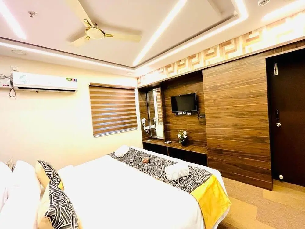 Шамшабад: Hotel Sm Rainbow International