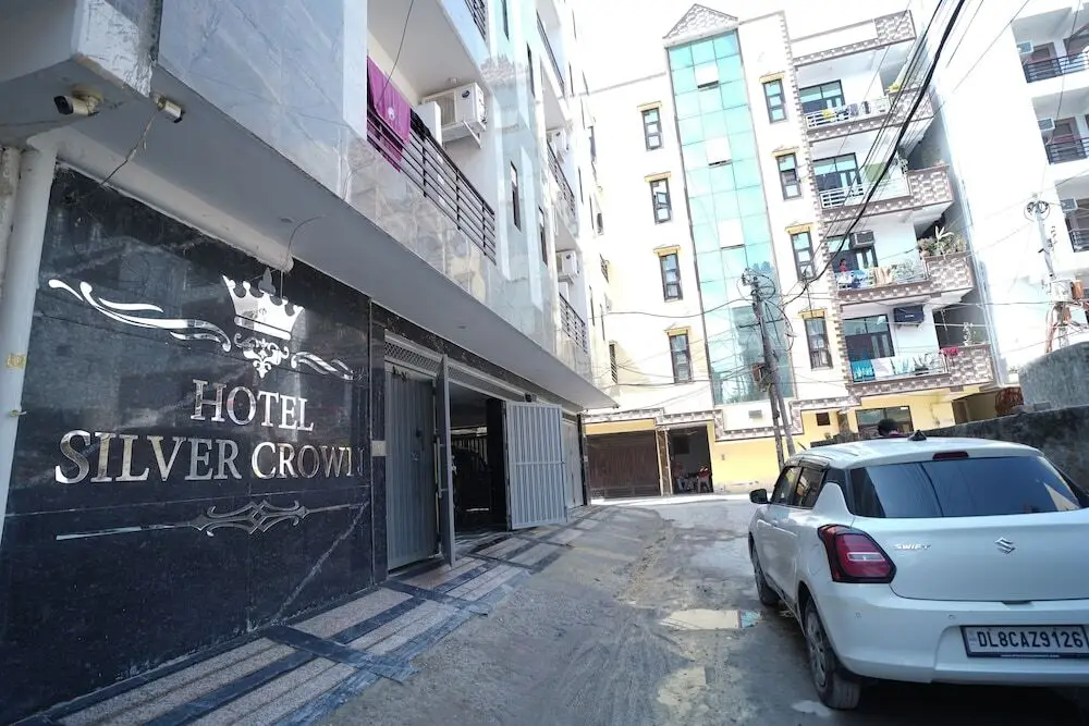 Hotel Silver Crown — фото 1