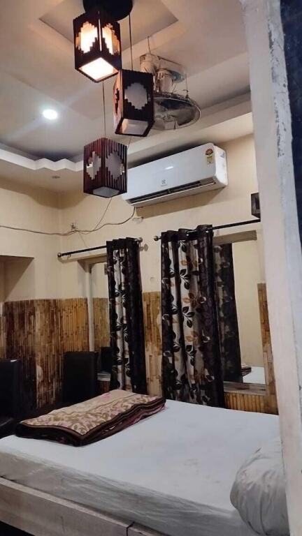 Колката: Hotel Raj
