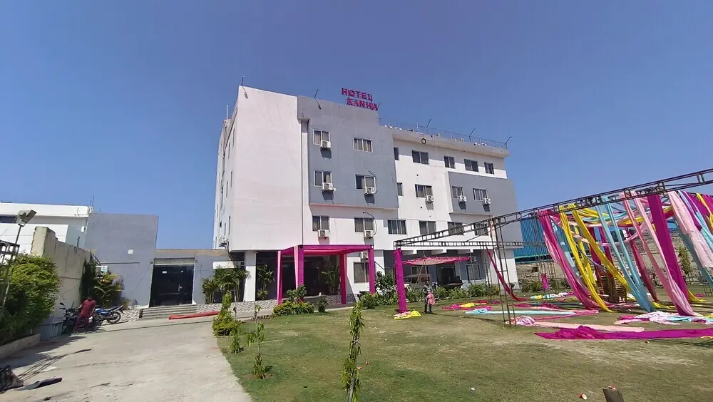 Kanha Hotel & Resort — фото 1