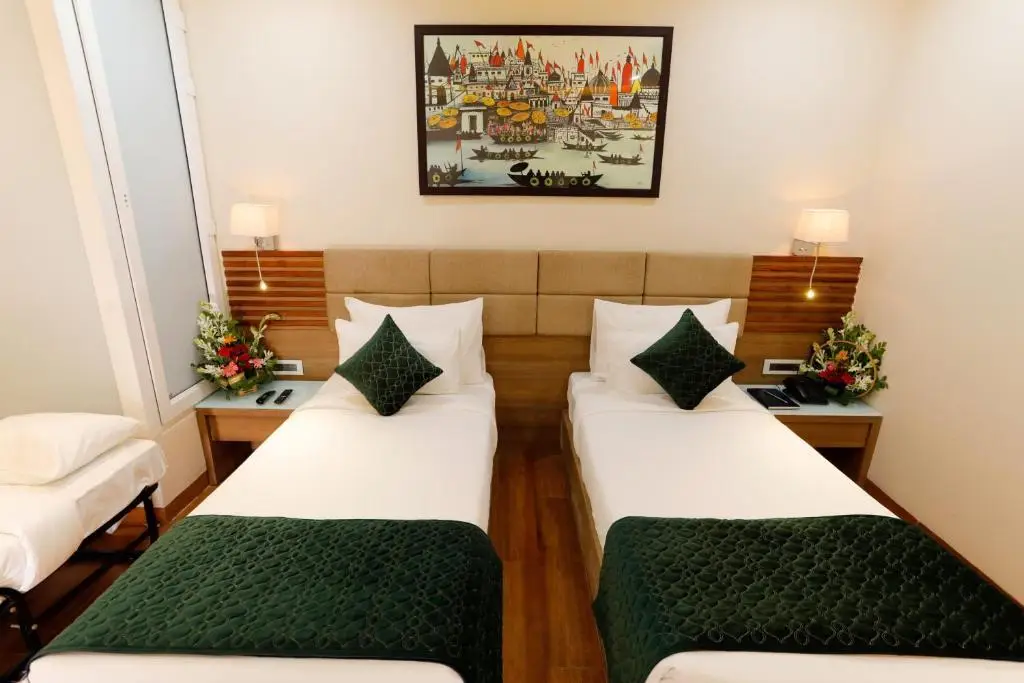 Варанаси: Hotel Dolphin Grand
