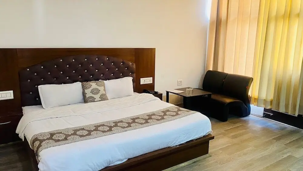 Hotel Vansh — фото 1