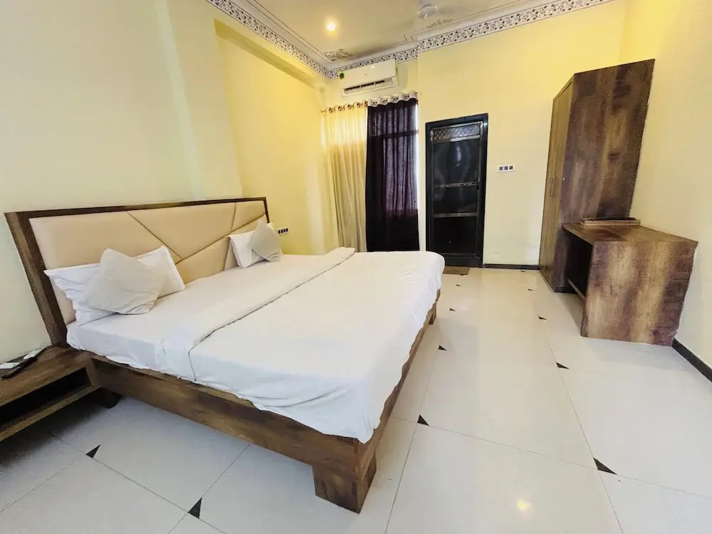 Натхдвара: Shiv Ashray Resort
