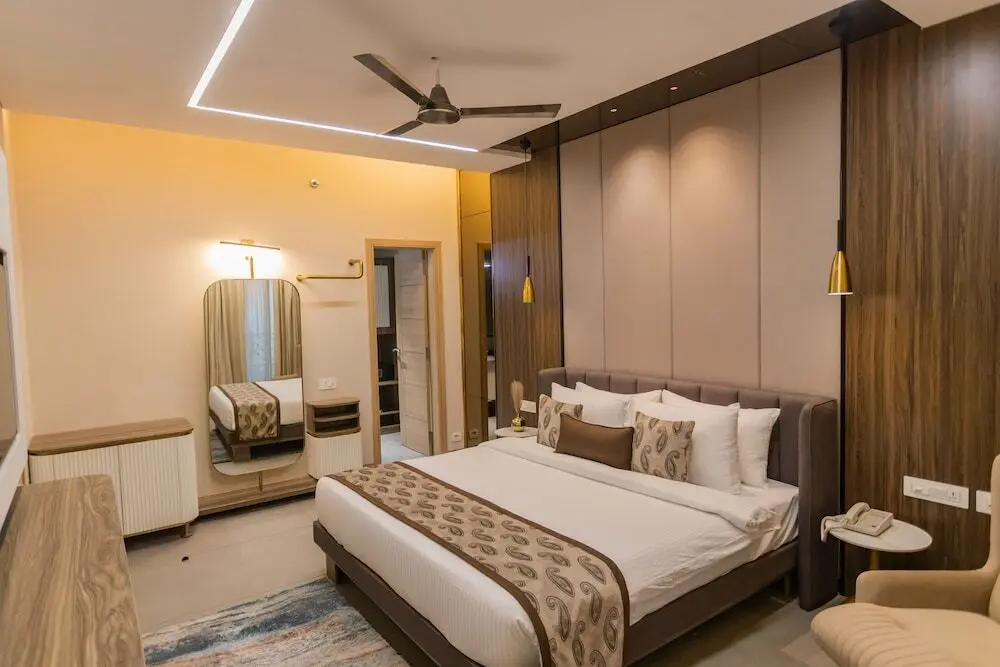 Удаипур: The Lotus County Club & Resort