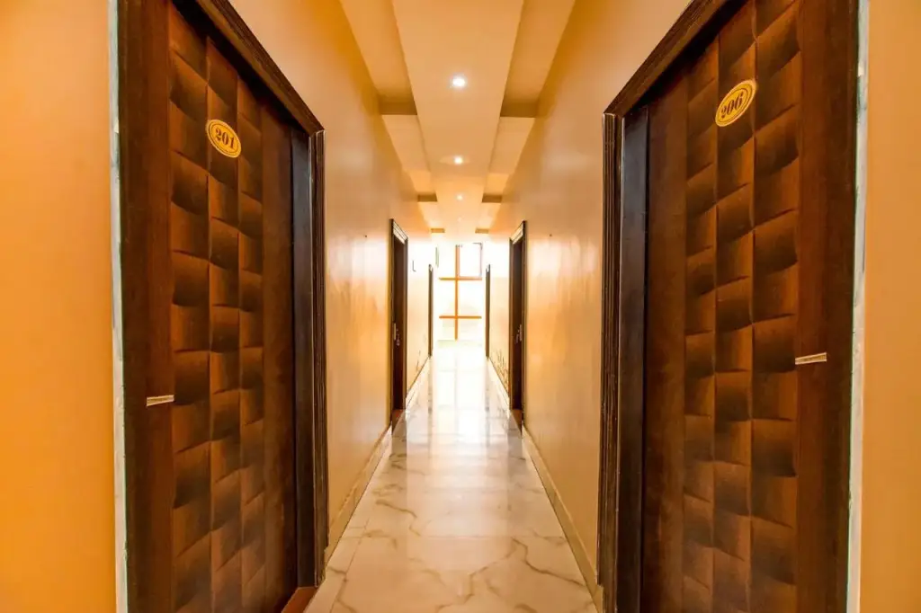Дехрадун: Fabhotel Prime Shubh ISBT