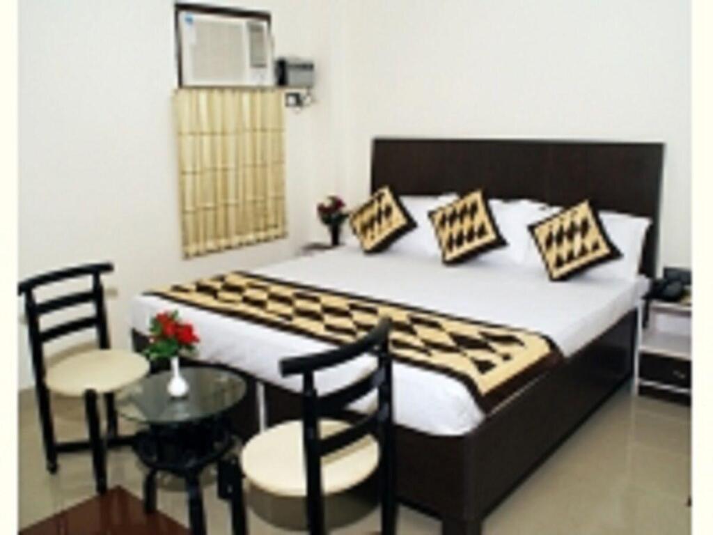 Варанаси: Fabhotel Prakash Palace