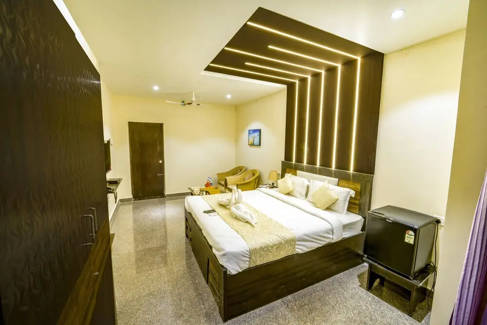 Пудучерри: FabHotel JR Residency
