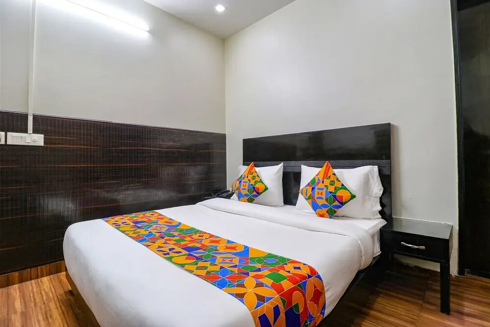Нью-Дели: Fabhotel La Ola