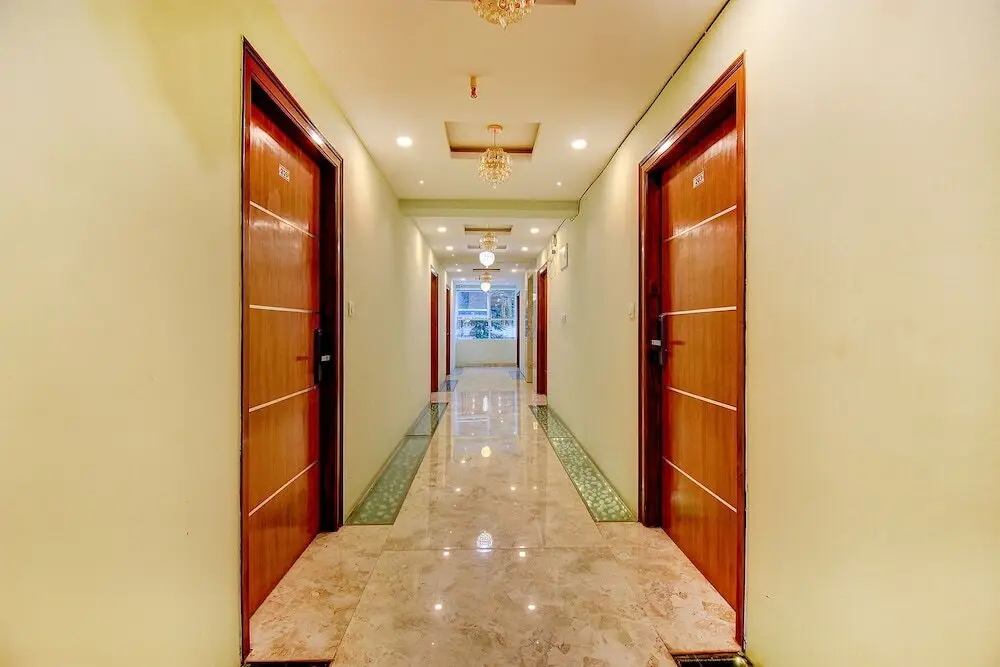 Бангалор: Fabhotel Srk Platinum Inn